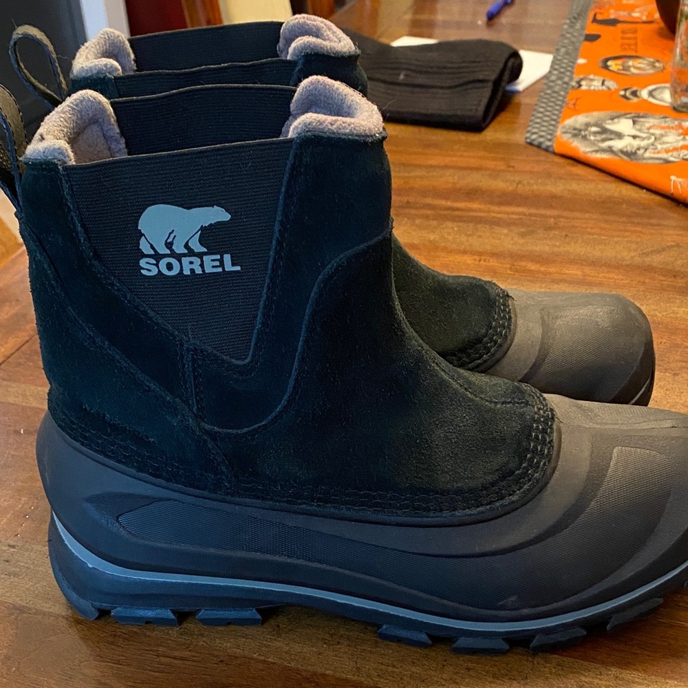 Sorel Dark Forest Green and Gray Slip  On Winter Boots